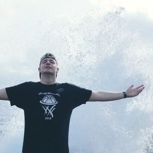 Meet your Posher, Chandler